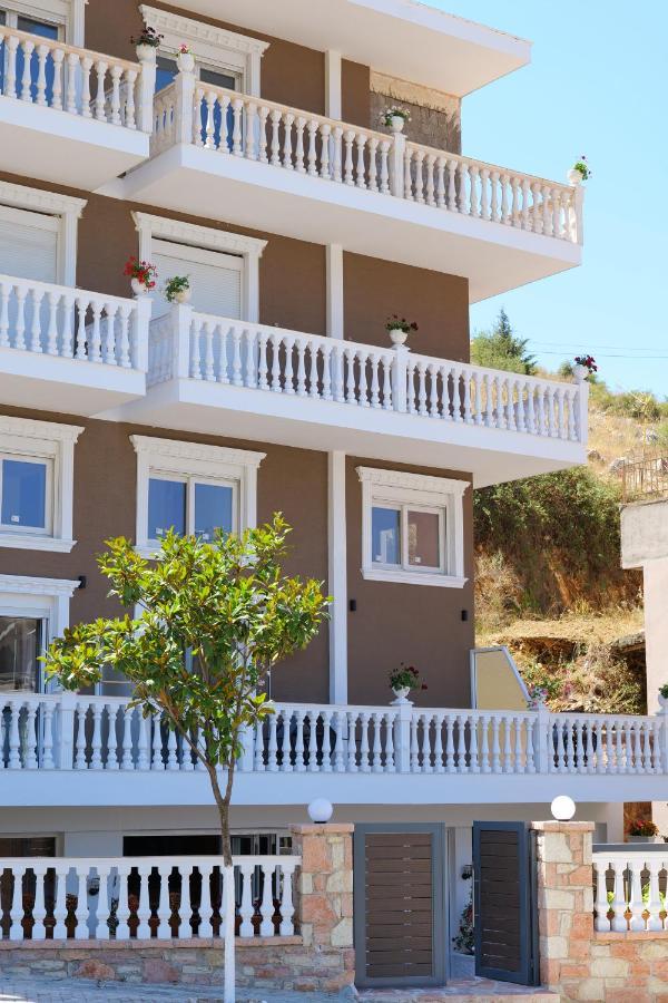 Elite Hotel Sarandë Exteriör bild