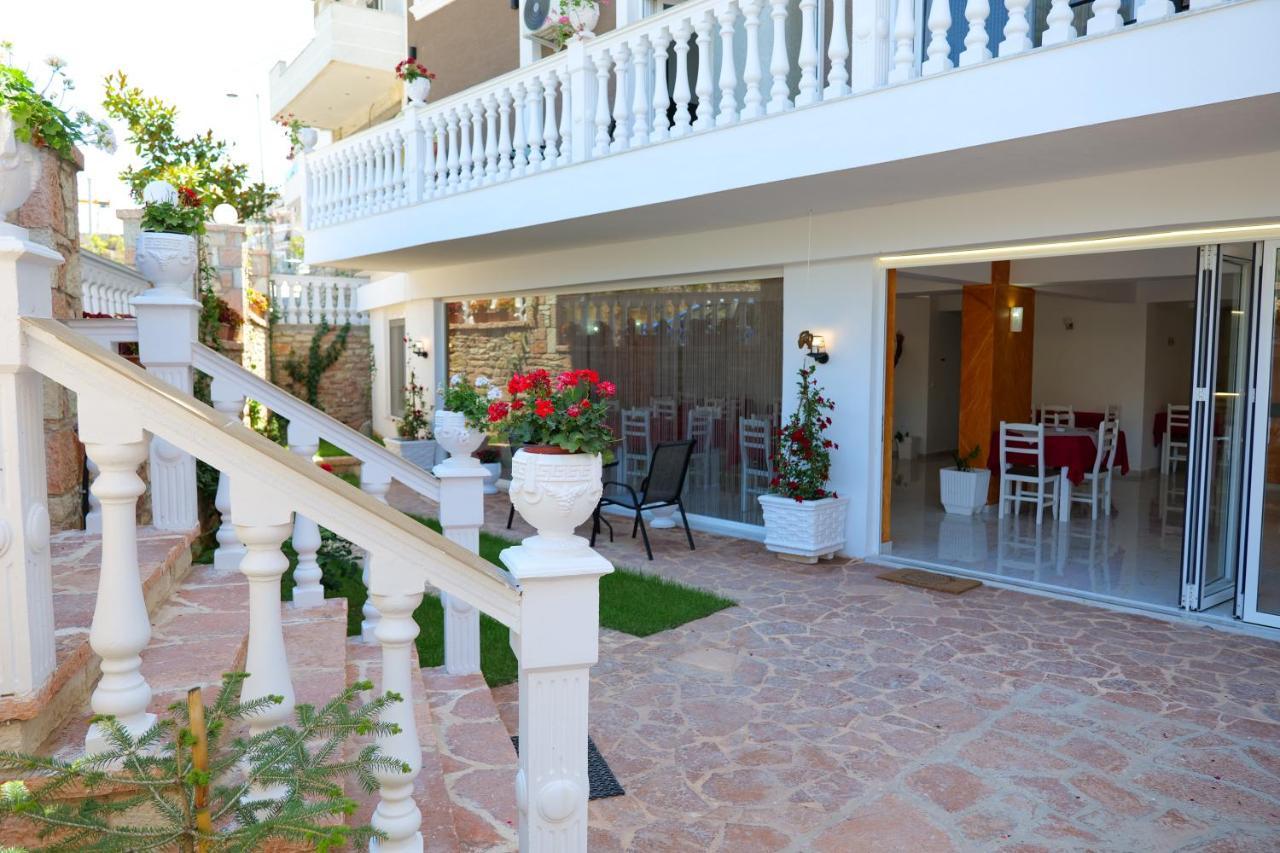 Elite Hotel Sarandë Exteriör bild