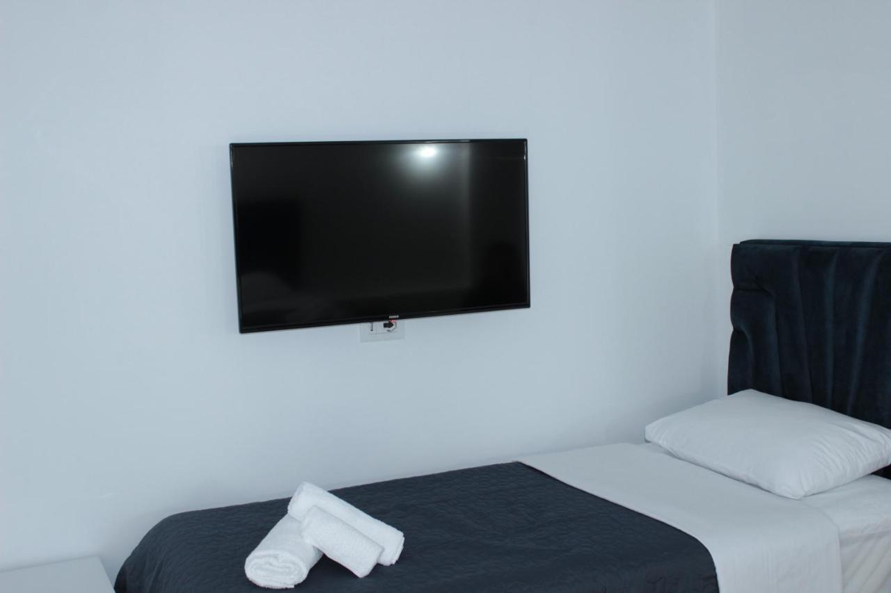 Elite Hotel Sarandë Exteriör bild